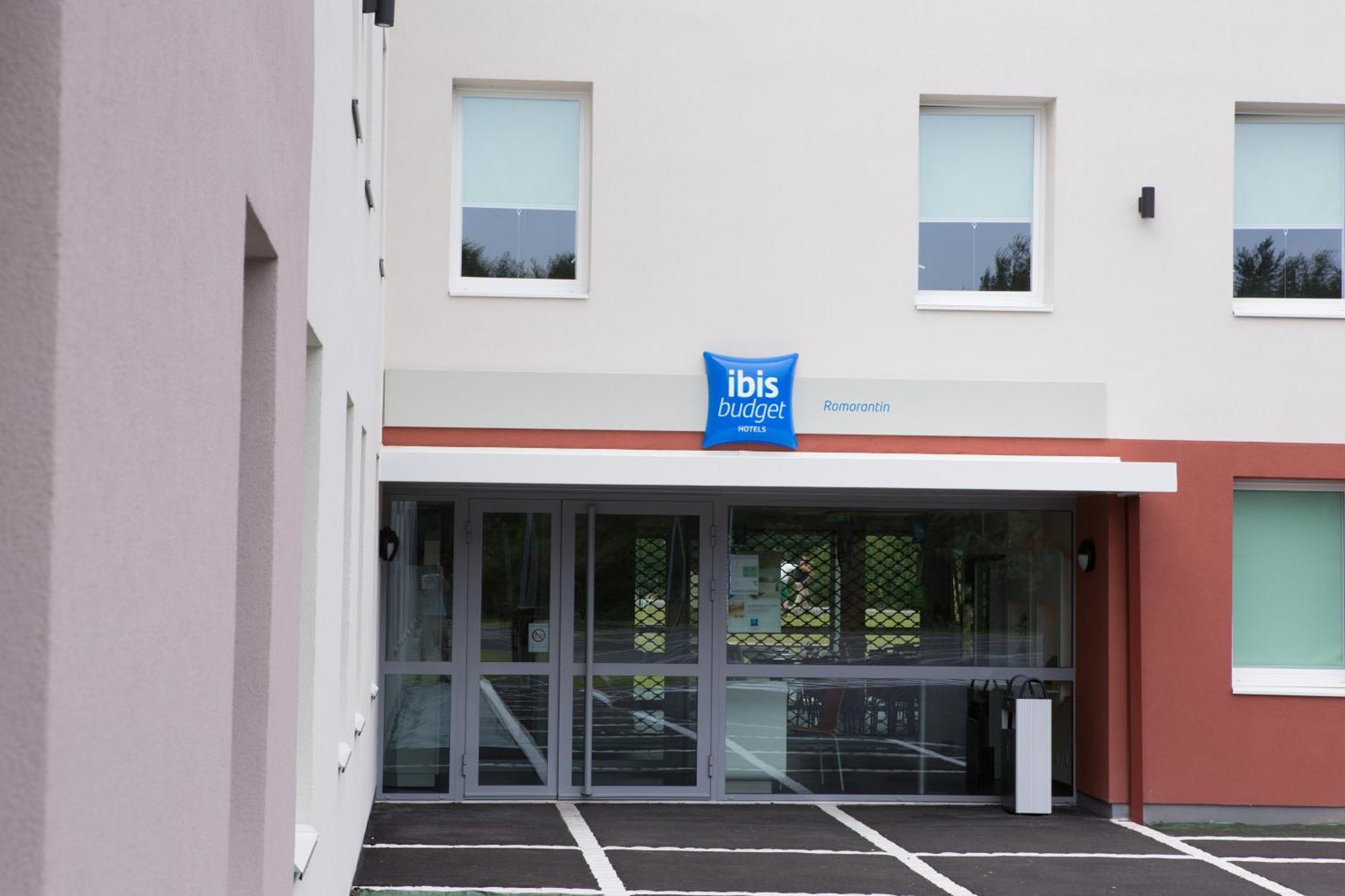 Ibis Budget Romorantin Экстерьер фото