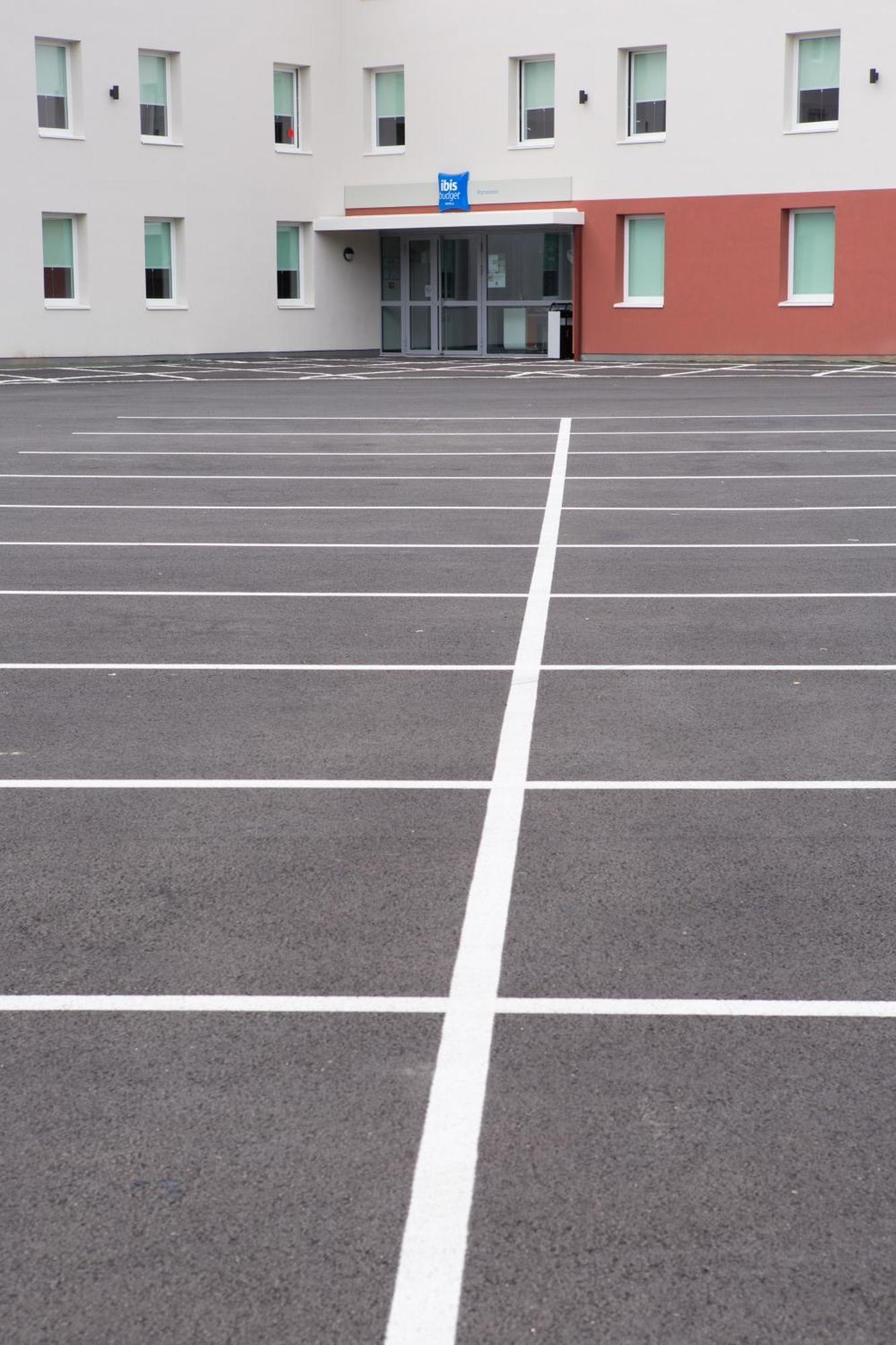 Ibis Budget Romorantin Экстерьер фото